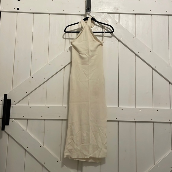 Aritzia Wilfred Cayenne Halter Dress Knit Midi in White Light Birch - Picture 2 of 3